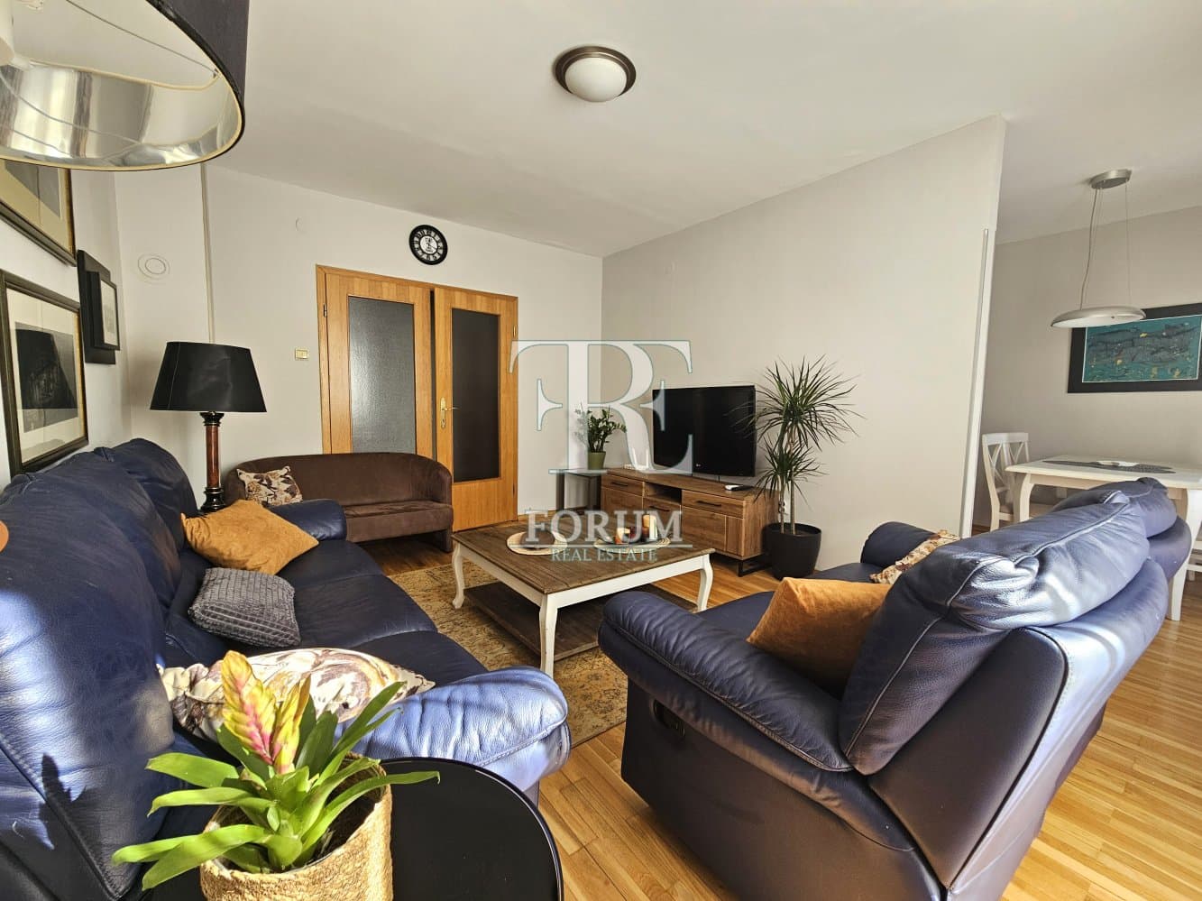 Apartment with 3 bedrooms, 100.00 m2 in Podgorica