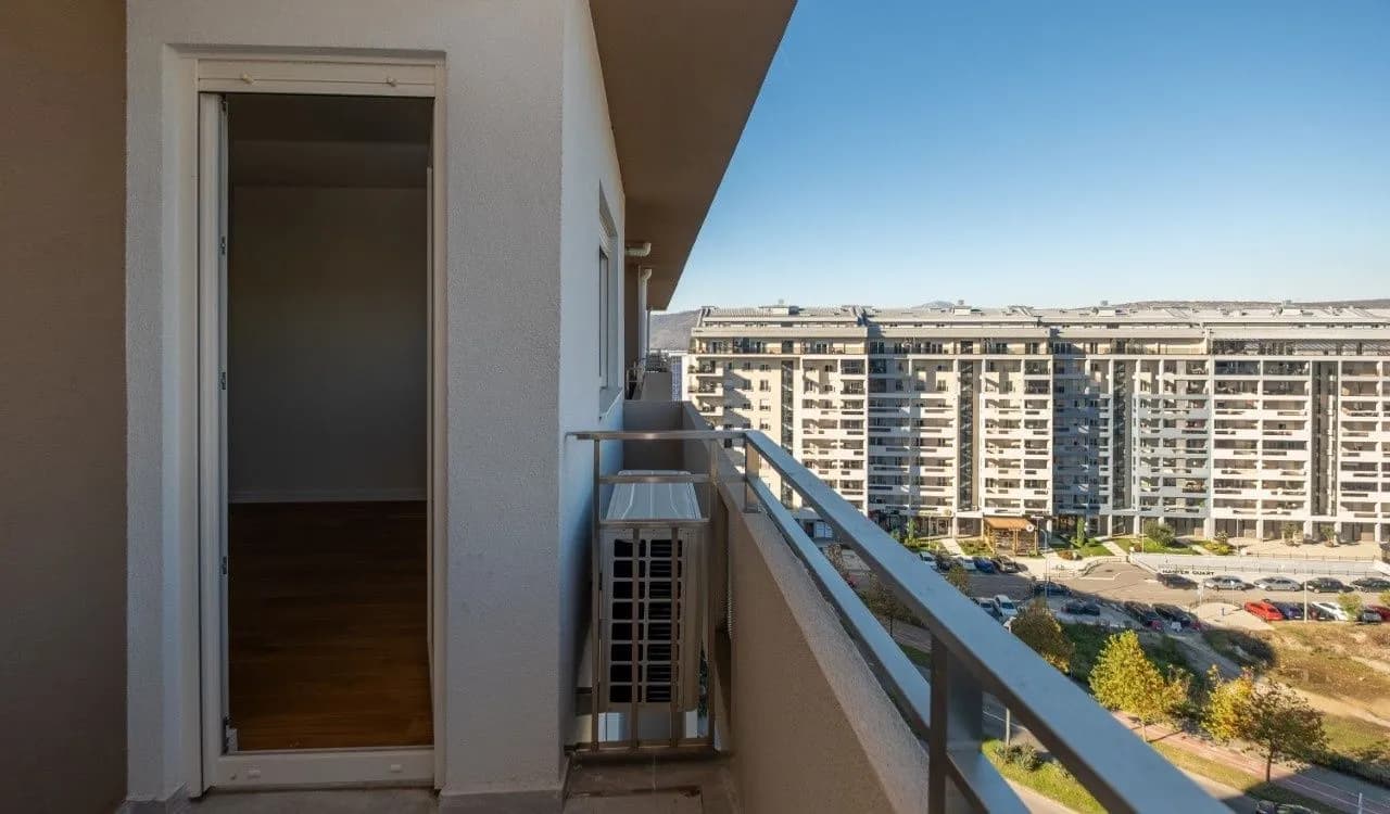 Izdavanje, dvosoban stan, 72m², Central Point, Podgorica