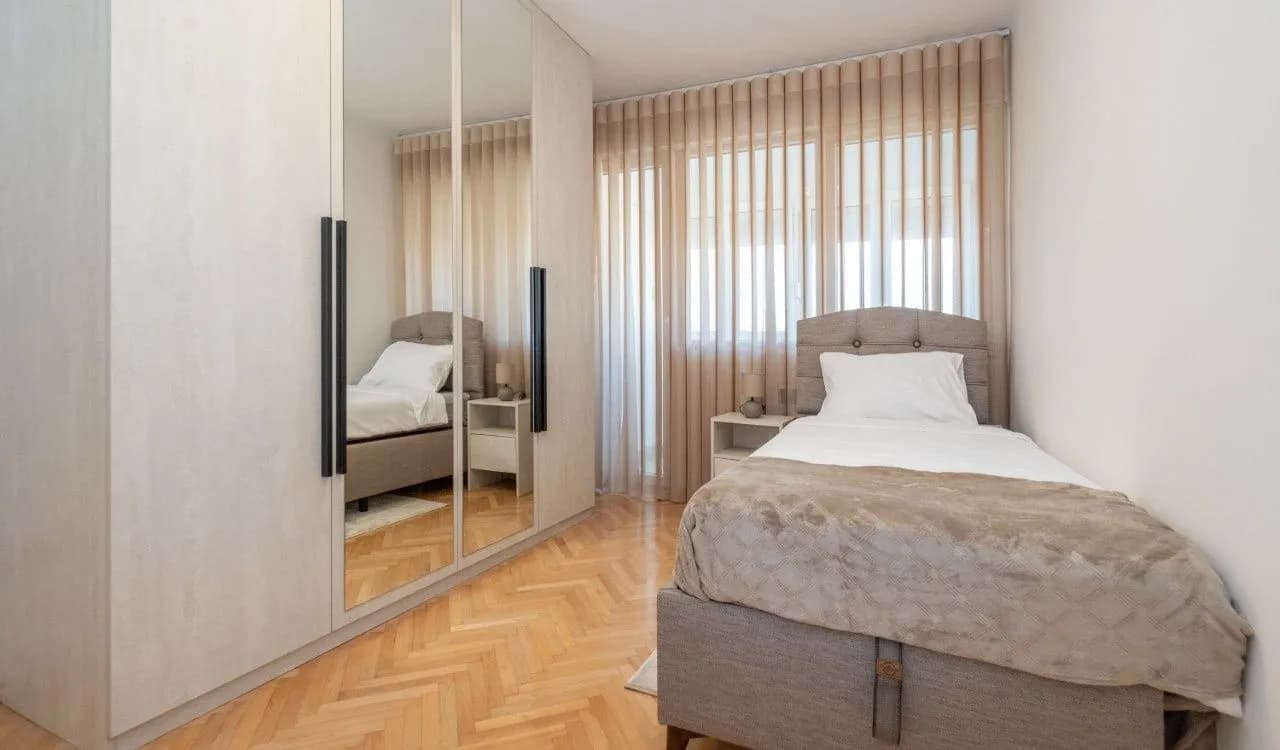 Izdavanje, trosoban stan, 101m², Preko Morače, Podgorica