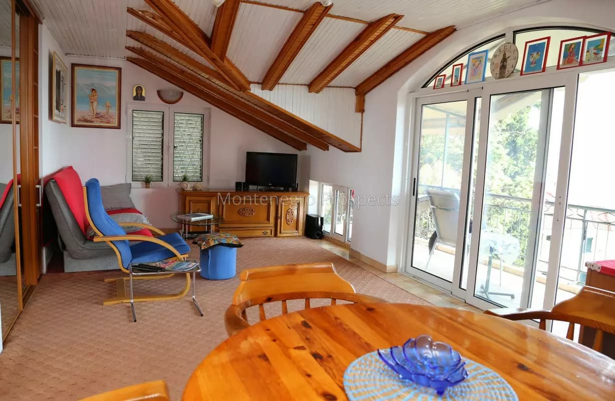 Kamena kuća na prodaju u Savini, Herceg Novi