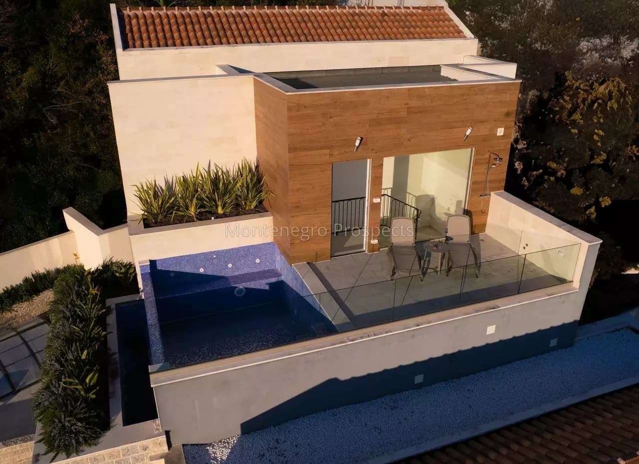 Luksuzne jedinice koje se nalaze u ekskluzivnom kompleksu, Tivat