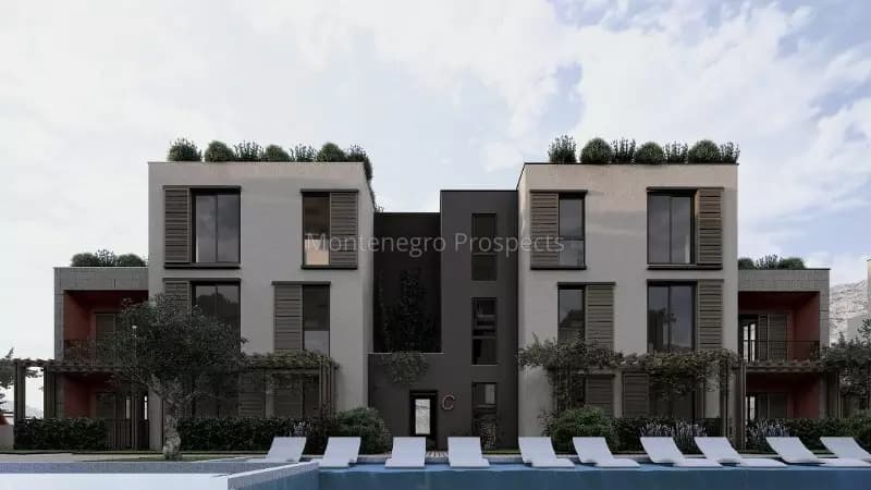 Novi stambeni kompleks u izgradnji sa bazenom – Kotor, Radanovići