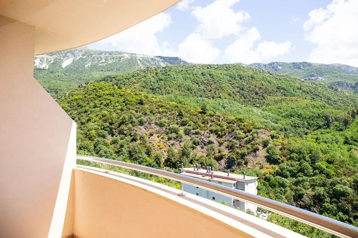 Novi stanovi u Bečićima